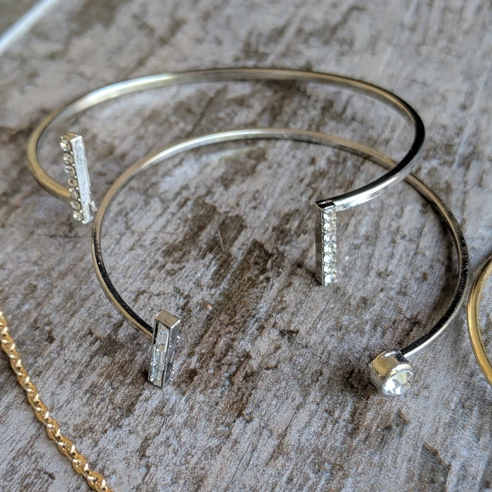 Set of 2 Mix & Match Silver/Gold Bracelet/Bangle